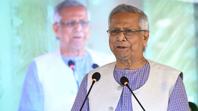 image of মানুষের জন্ম চাকরি করতে নয়, উদ্যোক্তা হতে: ড. ইউনূস